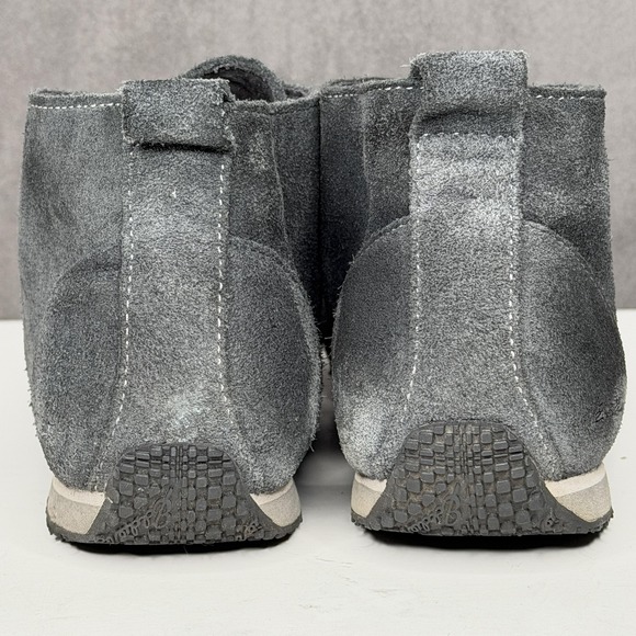 Eddie Bauer Boots Womens Size 9.5 Gray Suede Chukka Lace Up Casual 6180-766 - Picture 2 of 10